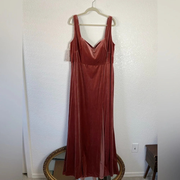 NWT Jenny Yoo Velvet Maxi Dress English Rose Size 24 - Picture 2 of 15